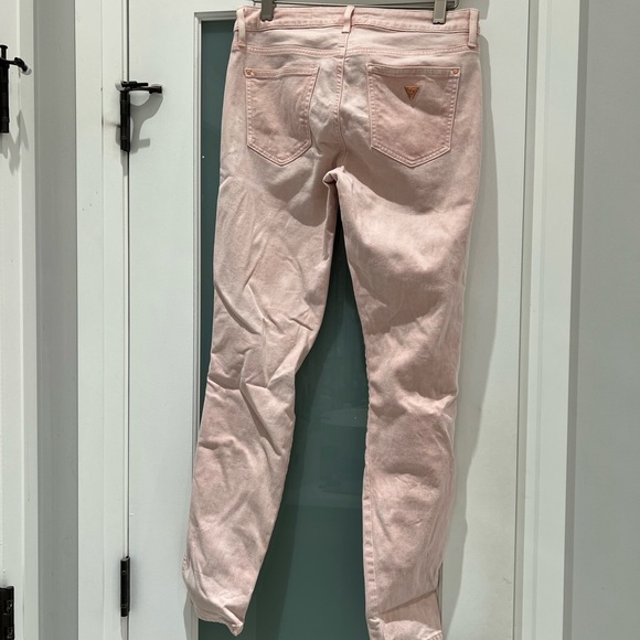 Guess Jeans - Picture 3 of 6